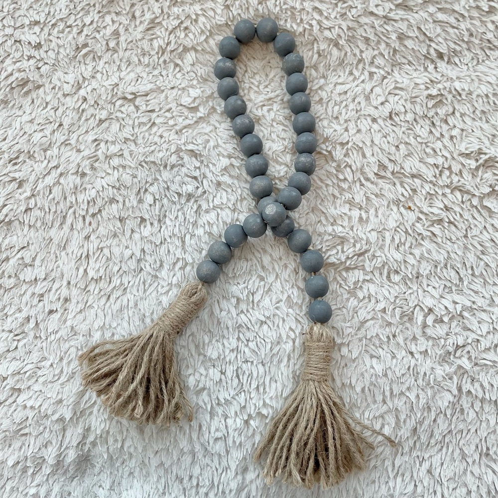 Light Gray Wooden Bead Garland with Jute Tassels